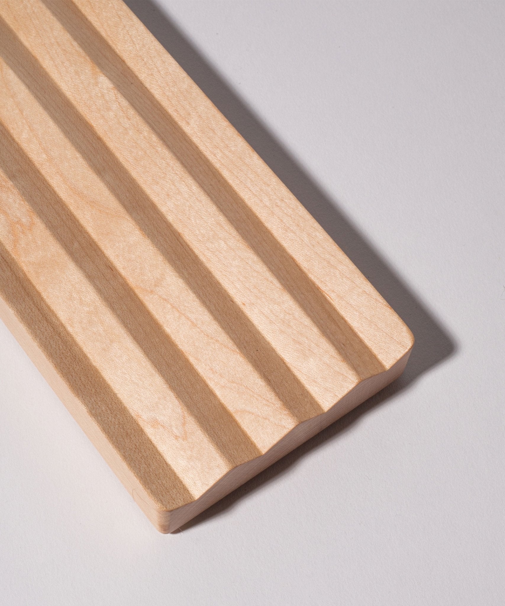 Warehouse Item - Gather Wood Zigzag Tray (2x1 - Maple) Warehouse Ugmonk